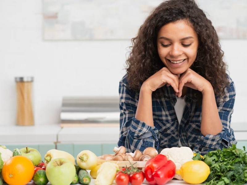Foods to eat and avoid weight loss