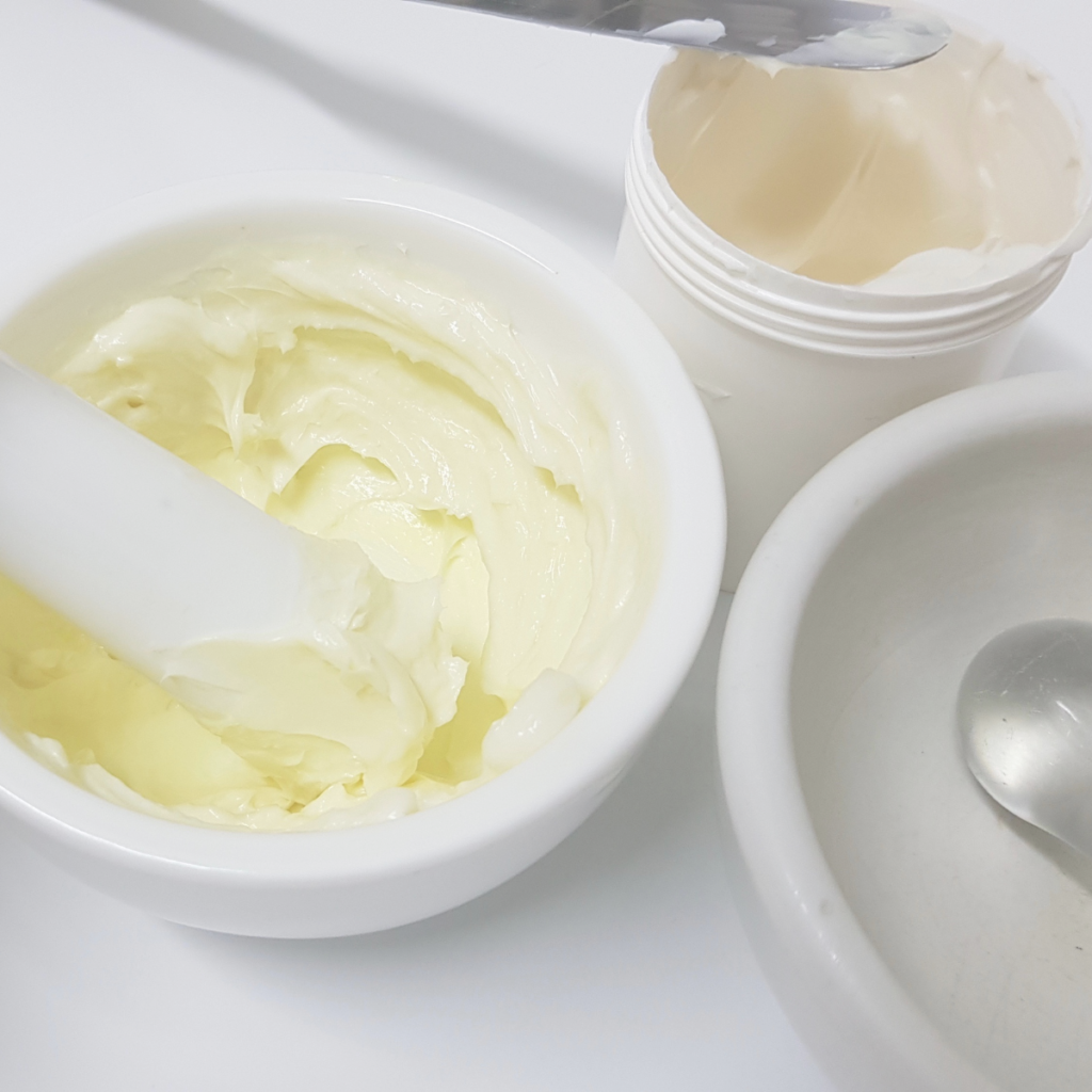 Custom compounded medications alongside traditional retail pharmacy prescriptions